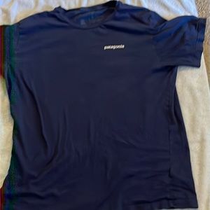 Navy Patagonia large t shirt cotton